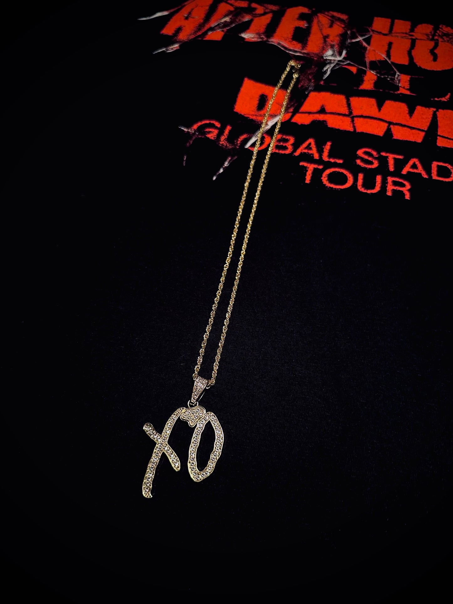 XO Gold Necklace