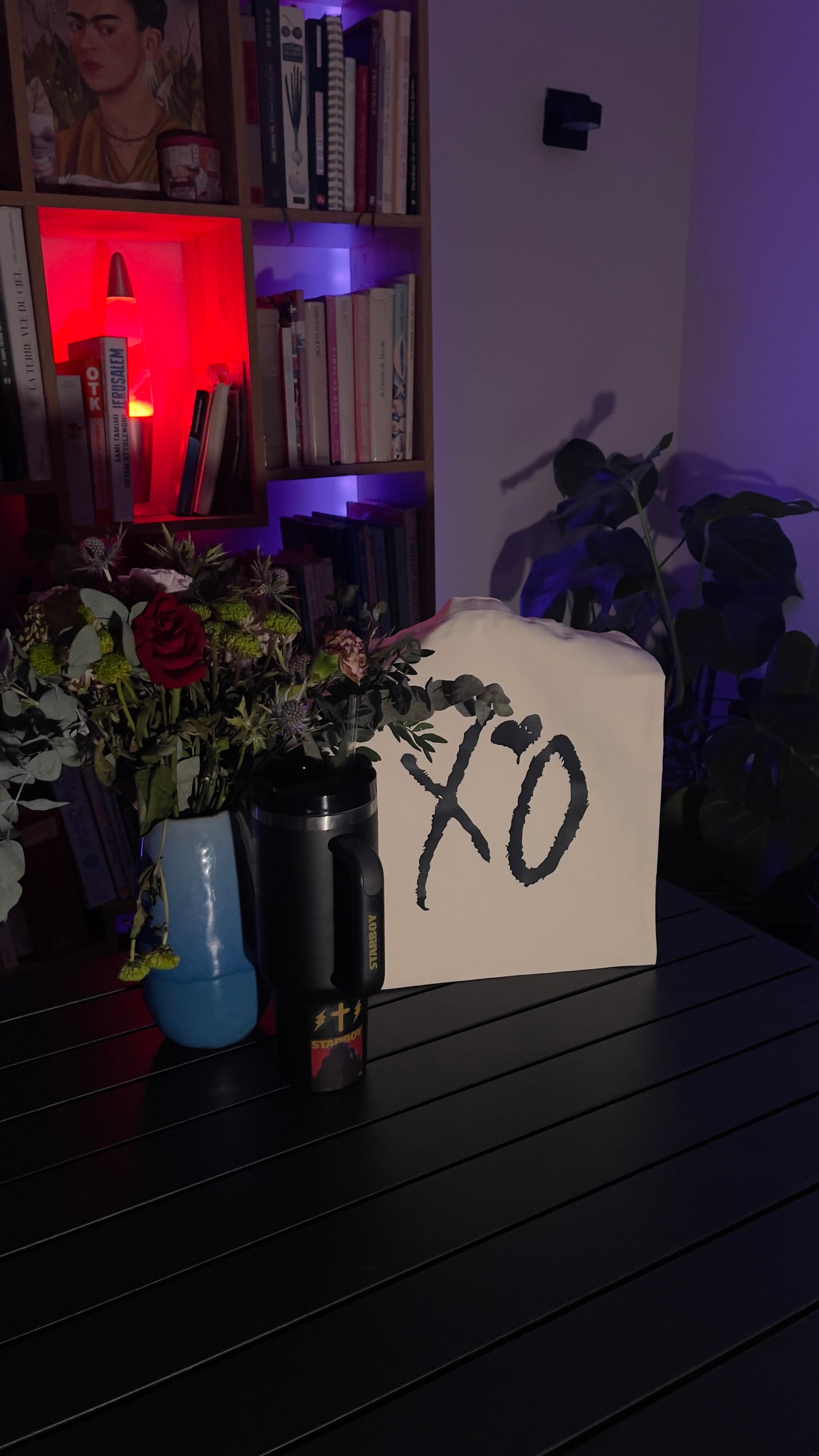 XO White Tote Bags